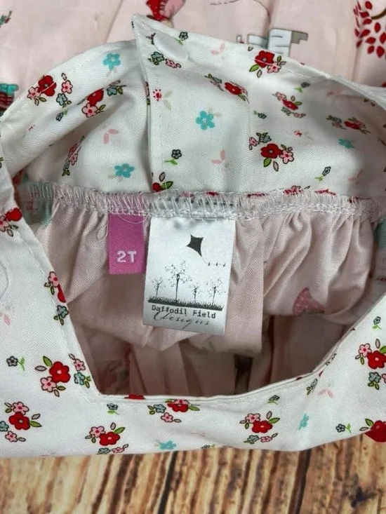 Daffodil Fields Designs Little Red Riding Hood Shabby Top - Picture 3 of 3